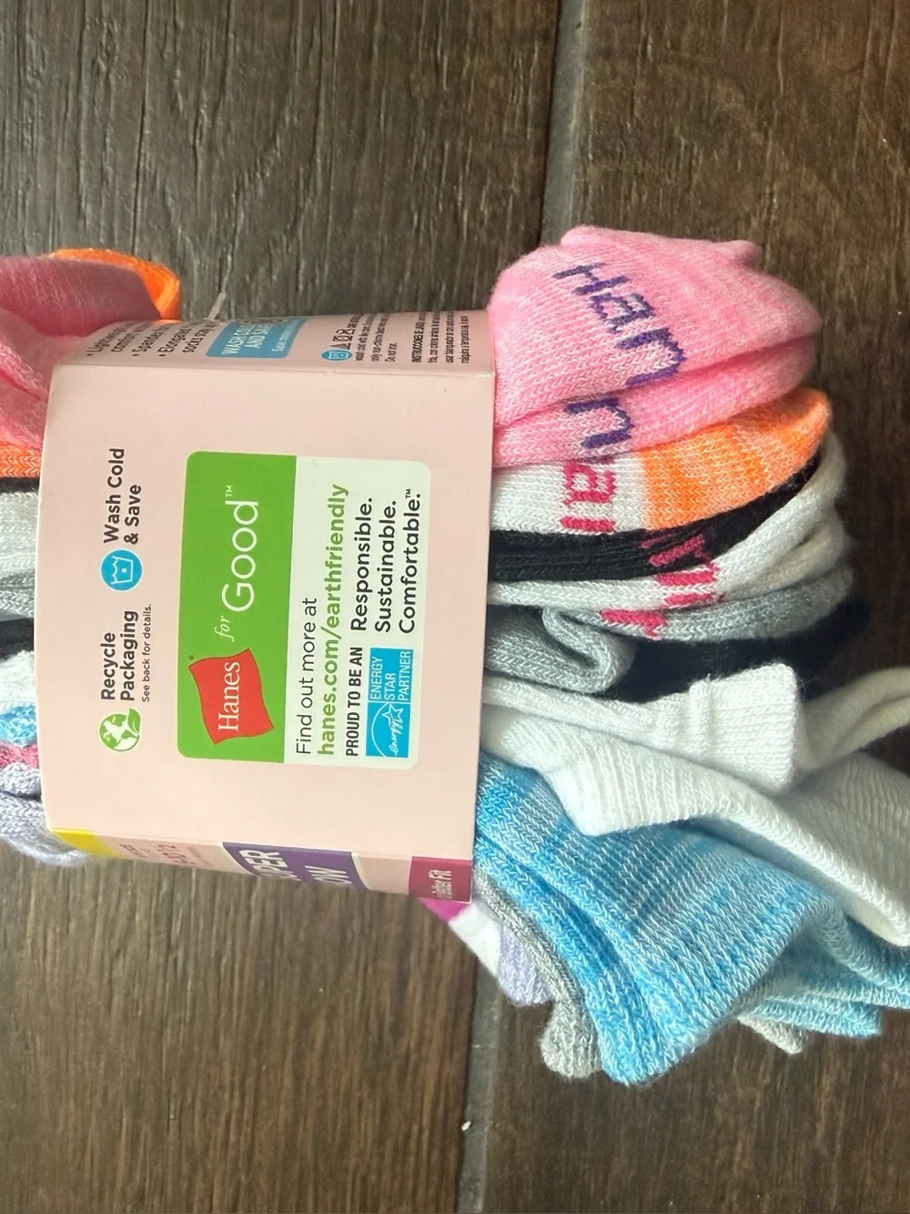 Hanes Girls 20-Pack No-Show Socks